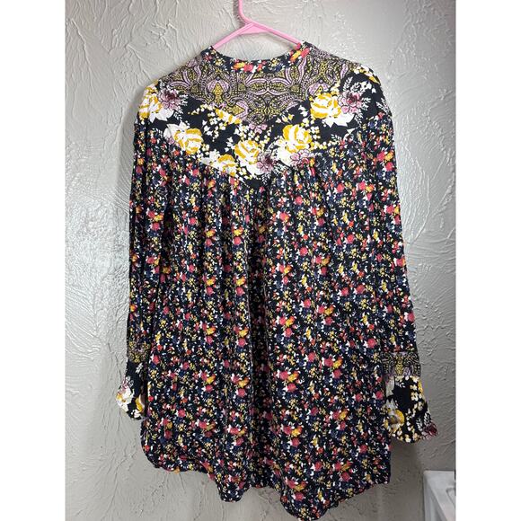 Free People Wildflower Fields Henley Tunic Oversized Boho Flowy Top Blouse SMALL - Picture 2 of 5